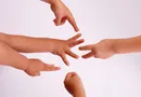 Как лучше развить мелкую моторику малыша?