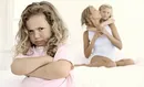 Детская психология, или что делать если сын ревнует к дочери…