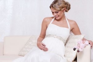 Правила организации свадьбы для беременной невесты